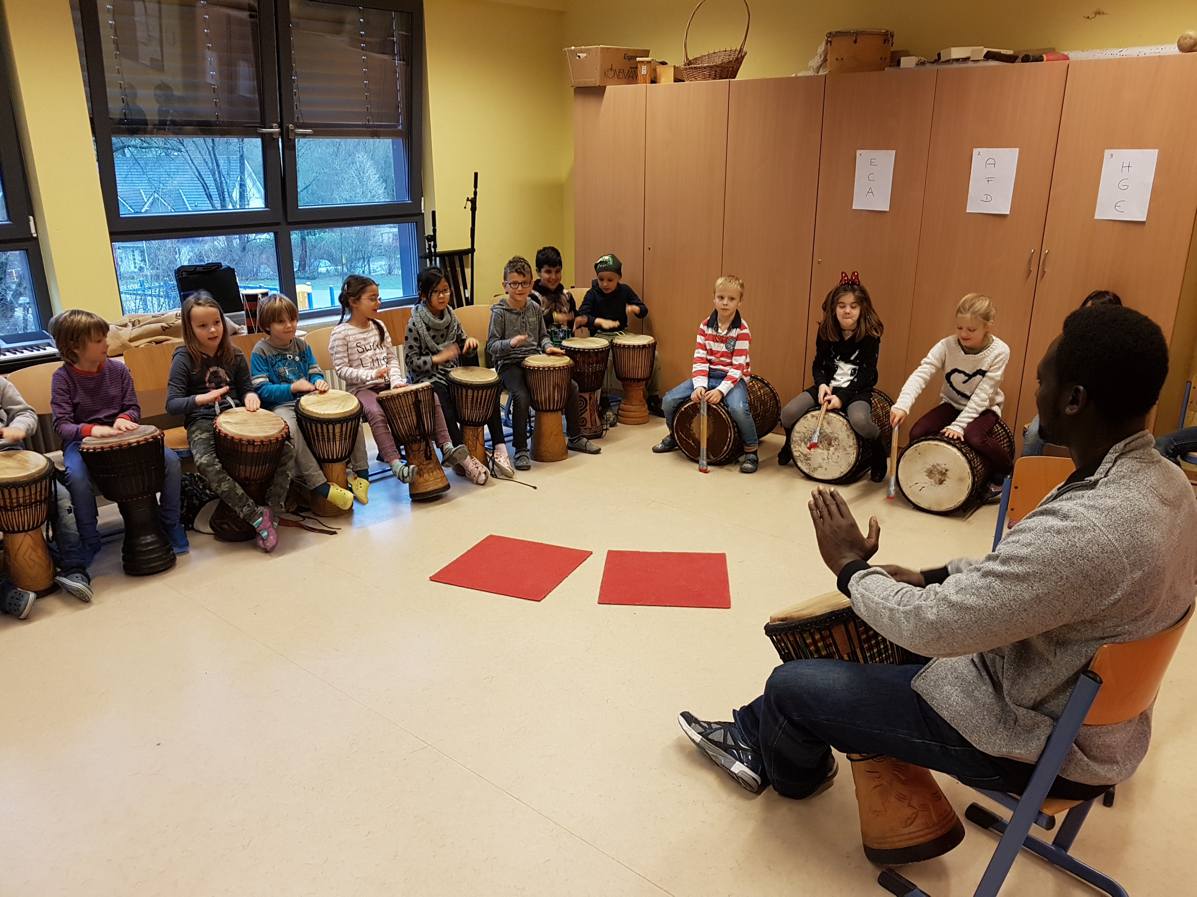 14.12.2017 Trommelbesuch aus Ghana102216 Kopie