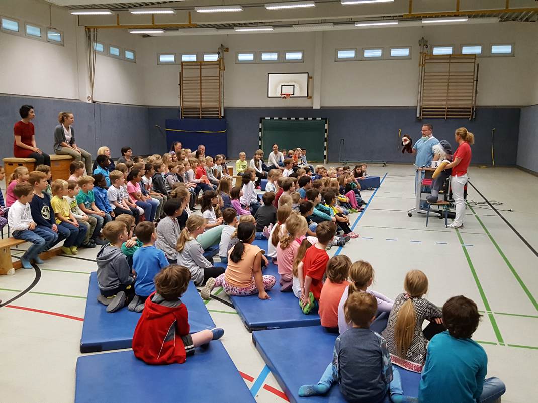 19.05.2017 Zähne und Kariestunnel081019 Kopie