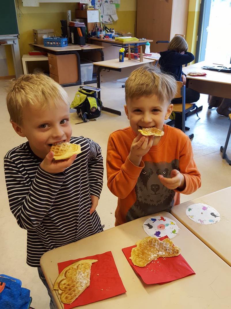 27.01.2017 Waffelbackaktion Förderverein131002 Kopie