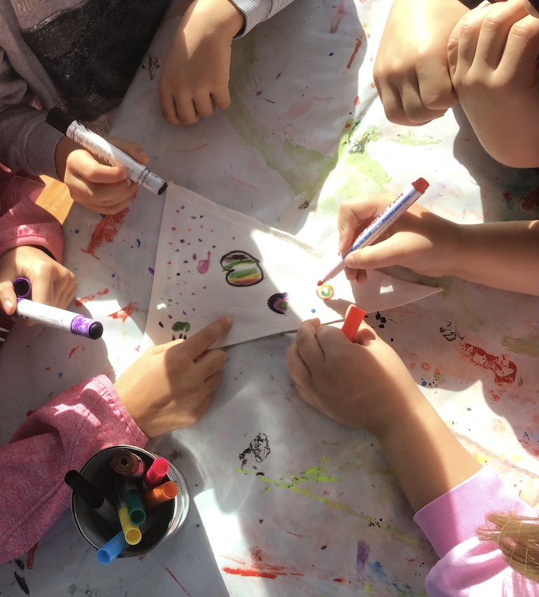 1B4982ED F525 4B1B B01A 537A3FFBD593