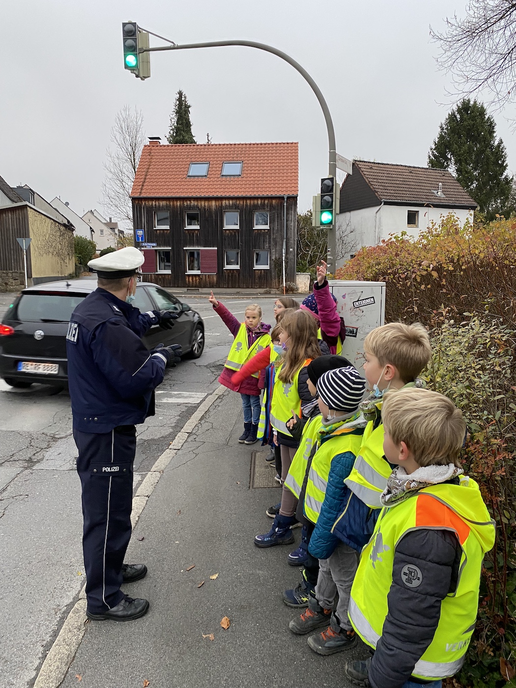 15.11.2021 Schulwegbegehung mit der Polizei529 1 Kopie