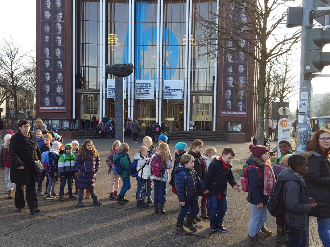 21.12.2016 Theaterbesuch SAMS130022 Kopie