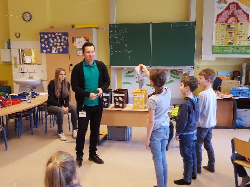 22.03.2017 Wir werden Müllprofis103924 Kopie