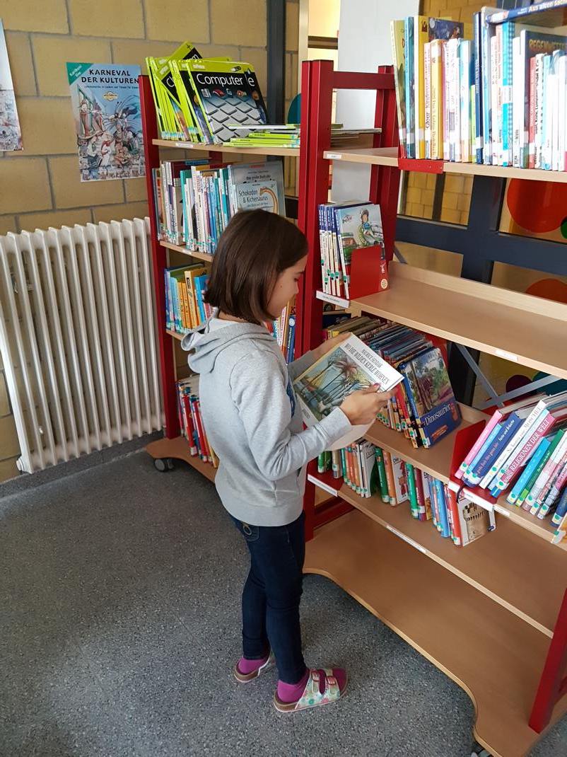 14.09.2017 erster Besuch in der Bücherei091048 Kopie
