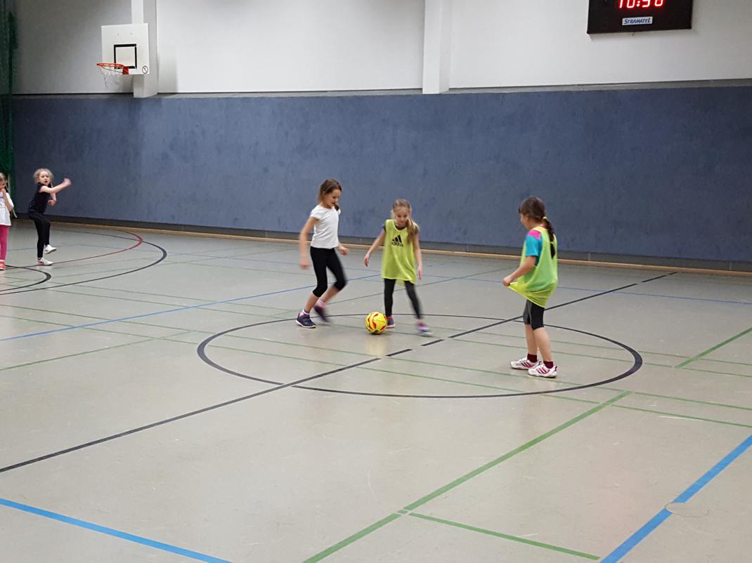 12.02.2017 Fußballturnier mit der E2105912 Kopie