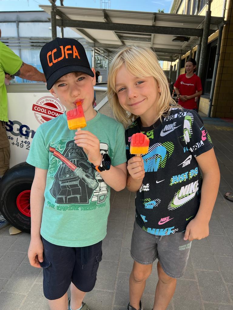 PHOTO 2023 06 16 22 07 46 3