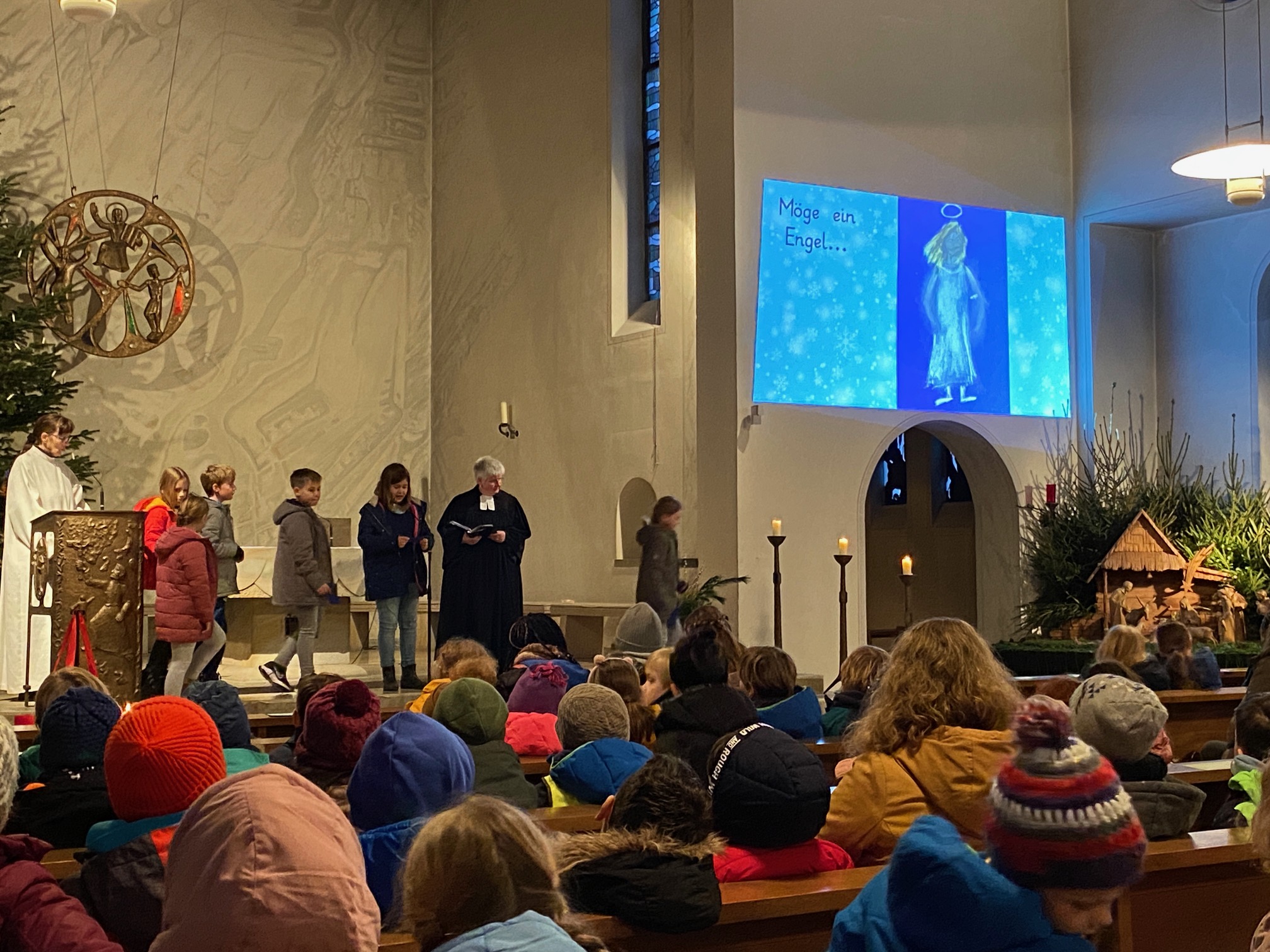 2209D218 8760 4851 B98F A57A7F92D4EF