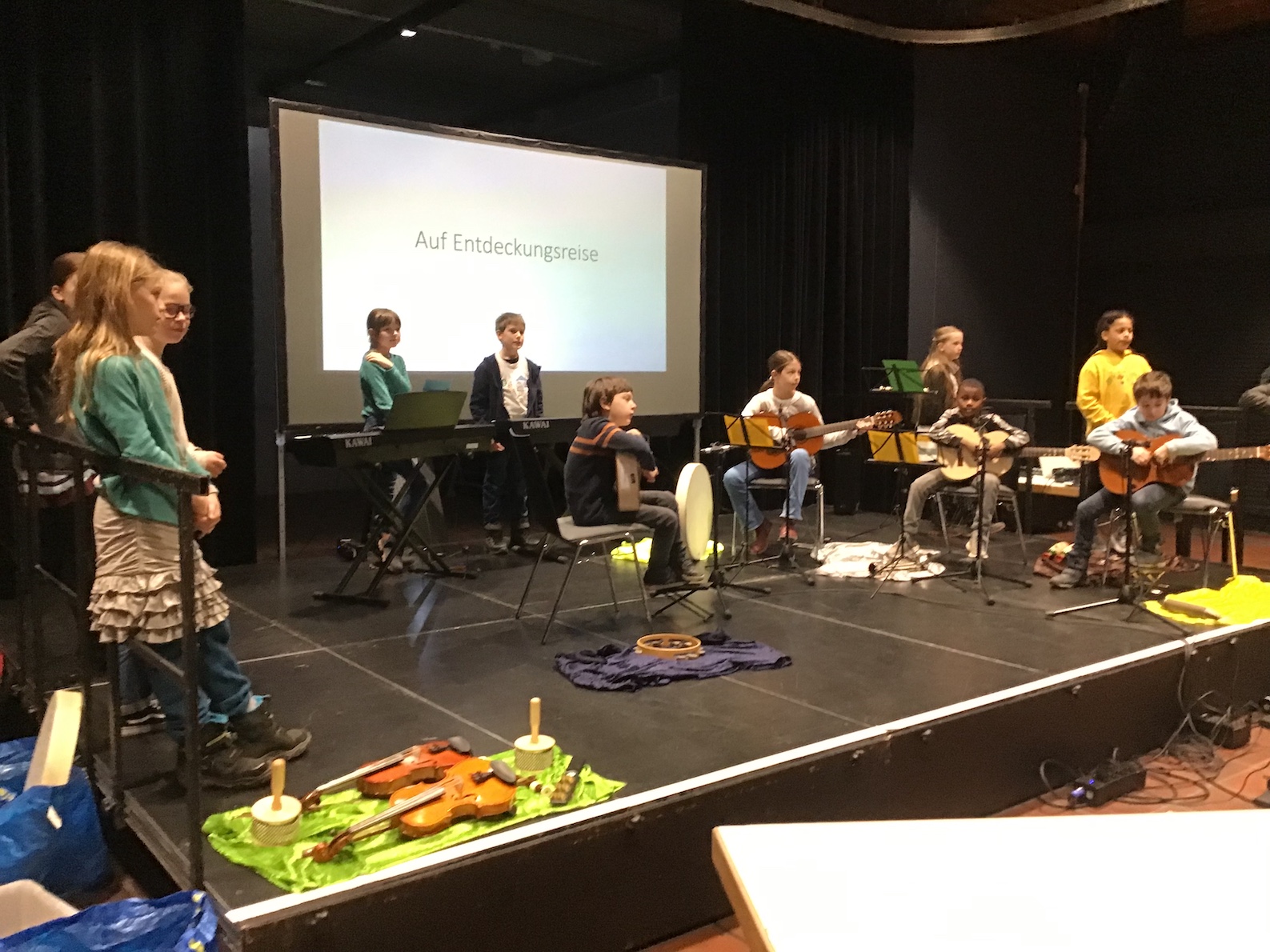 0DD8158F B991 40A0 B9A4 13E2E33EE3F3