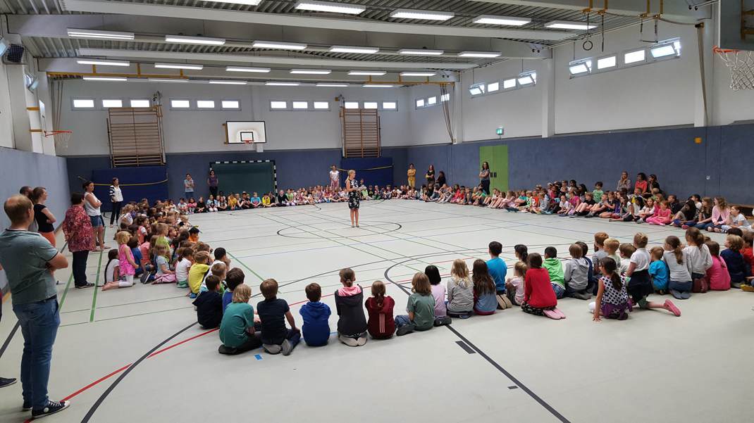 31.05.2017 Urkunden Bundesjugendspiele und Klassenfoto111847 Kopie