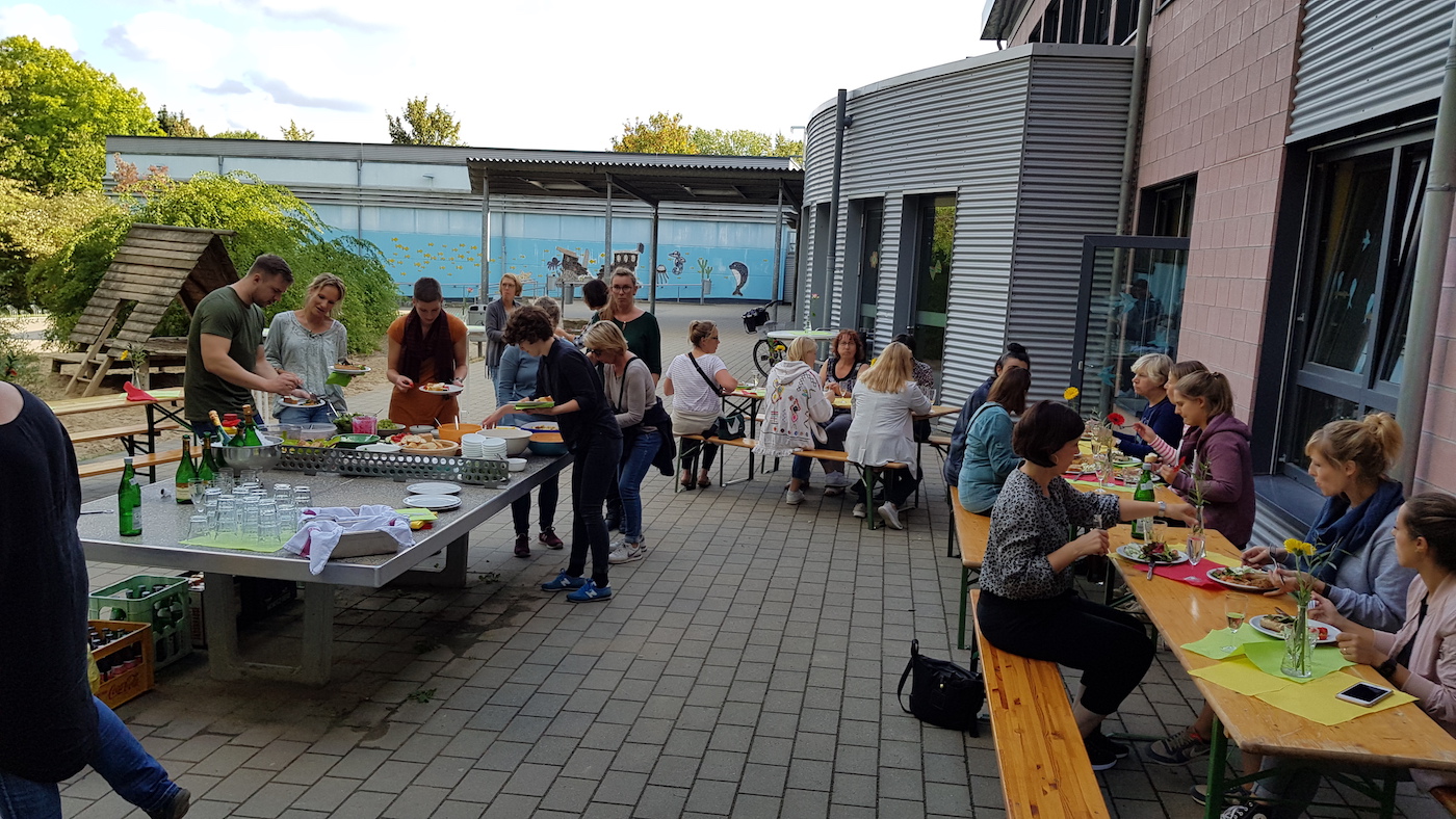 12.09.2019 KollegiumOGS Grillen171639 Kopie